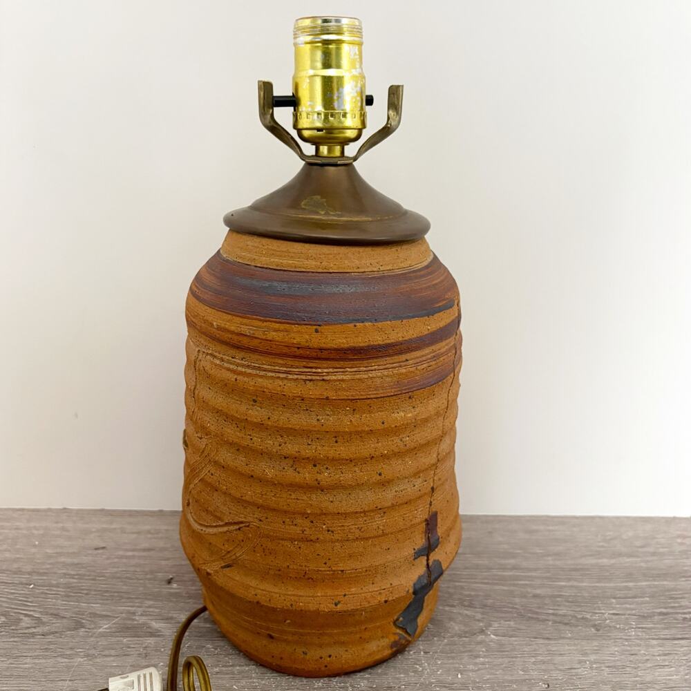 Mid Century Modern Handcrafted Ceramic Ribbed Stoneware Pottery Table Lamp 11”